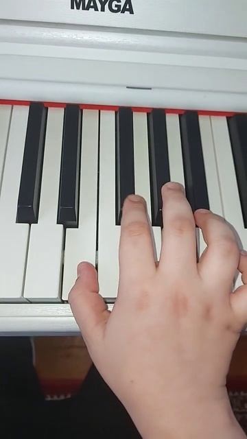 Гамма До-Диез-Минор трех видов (натуральная, гармоническая, мелодическая) смотреть онлайн