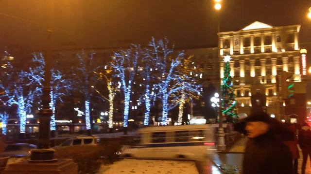 Москва новогодняя. Пушкинская площадь. смотреть онлайн