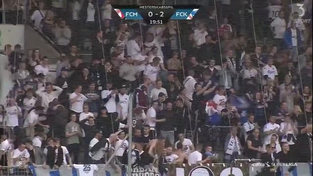 Невероятный штрафной удар игрока Копенгагена смотреть онлайн