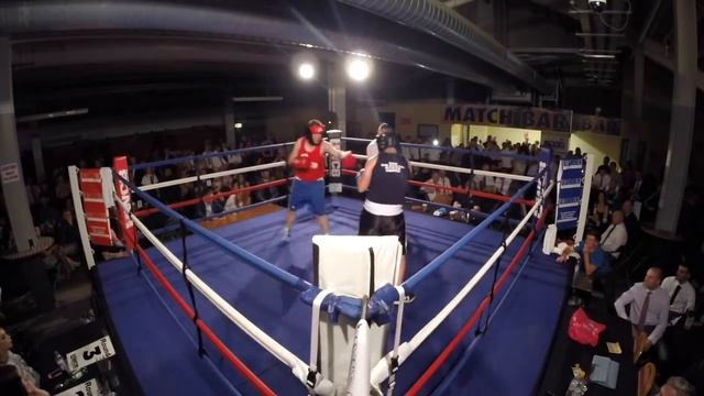 Ultra White Collar Boxing | Darlington | Kelvin Wilson VS Dan Gibbon смотреть онлайн
