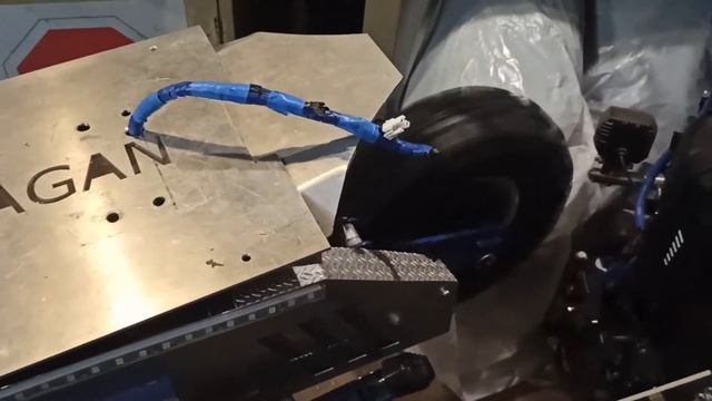 100км/час! HURAGAN ;)) смотреть онлайн