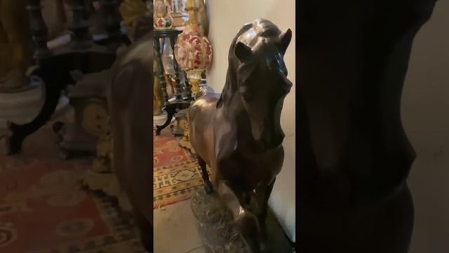 Уникальная вещь - бронзовая статуэтка лошади 🐴 Хотела купить, но нет места, где ставить 🤓😁🤭 смотреть онлайн