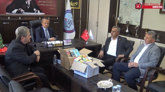 Milli Eğitime " Bir Koli Kitap Bağışı" kampanyasını başlattık... смотреть онлайн