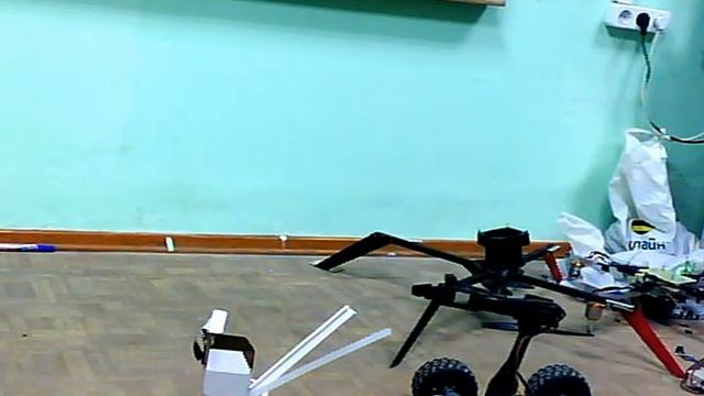 Робот с манипулятором. смотреть онлайн