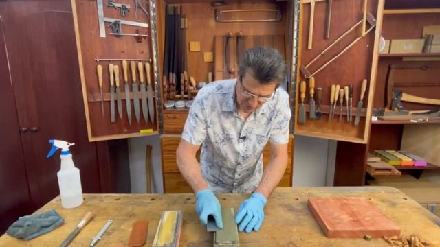 Neil Erasmus Sharpens Hand Scrapers HD 1080 смотреть онлайн