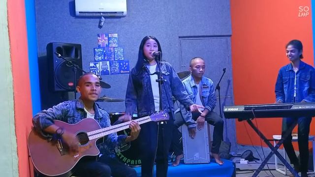 Kuat Kita Bersinar (Cover by Akustik Band Aksioma'21) смотреть онлайн
