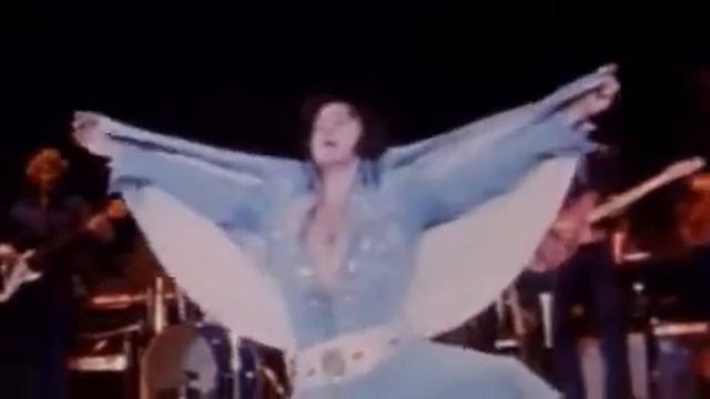 Elvis Presley Can't Help Falling In Love смотреть онлайн