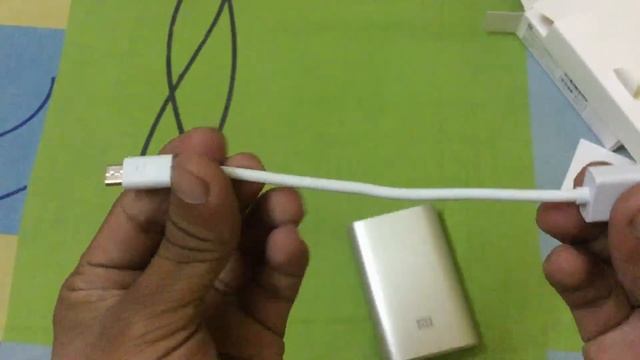 Unboxing and Overview of Xiaomi's 10000 mAh Power Bank смотреть онлайн