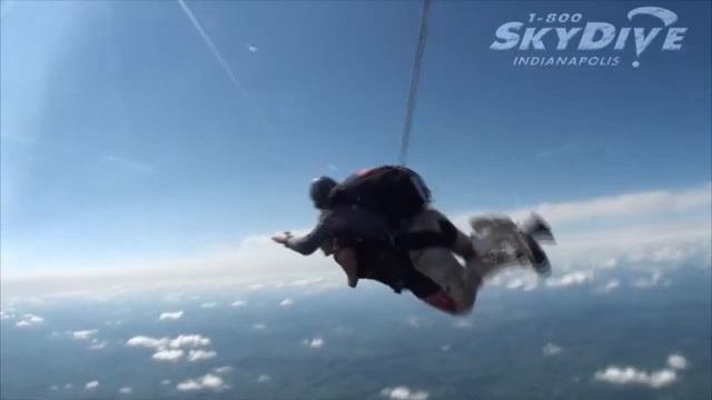 WenXin Liu's Tandem skydive! смотреть онлайн