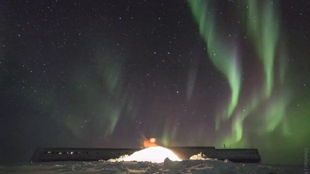 Auroras at the South Pole смотреть онлайн