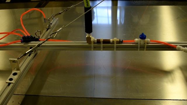 Vacuum Lift for Moving Wing Skin смотреть онлайн
