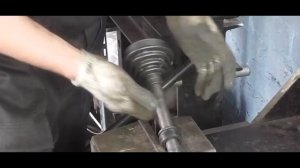 Лада Калина. Замена наружного ШРУСа и пыльника.