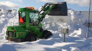 Мини-погрузчики и мини-тракторы Avant