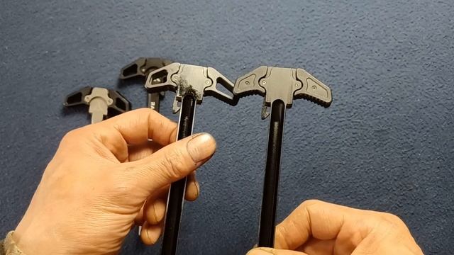 RADIAN WEAPONS RAPTOR Charging Handle, drop in replacements, AR-15 / M-16 / M-4 types смотреть онлайн