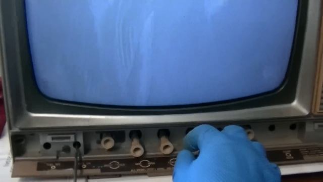 Repairing 1969 Zenith Color Tube CRT Tabletop Television Set смотреть онлайн