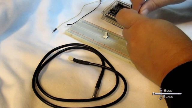 DIY Arduino Aquarium Controller Pt3: Monitor Temperature with DS18B20 смотреть онлайн
