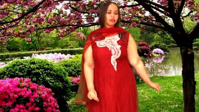 hees cusub goon libaax by bilkher bisha 2013 смотреть онлайн