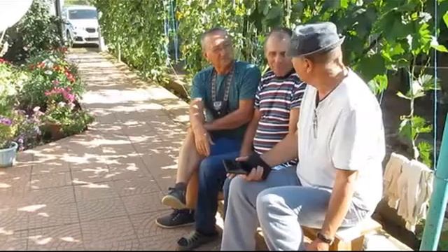 MVI 6414 x264 Встреча выпускников Тоцкой средней школя 1966 года выпуска в Мирошкино. смотреть онлайн