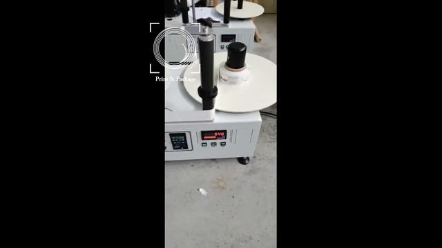 Машина для перемотки и подсчета этикеток LTD 400 с механическими валами высотой 150 мм смотреть онлайн