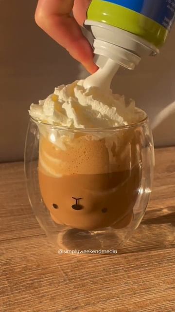 Hot Cinnamon Mocha #cinnamonmocha #cinnamoncoffee #hotcoffee #coffeetime #mocha #homecafe #shorts смотреть онлайн
