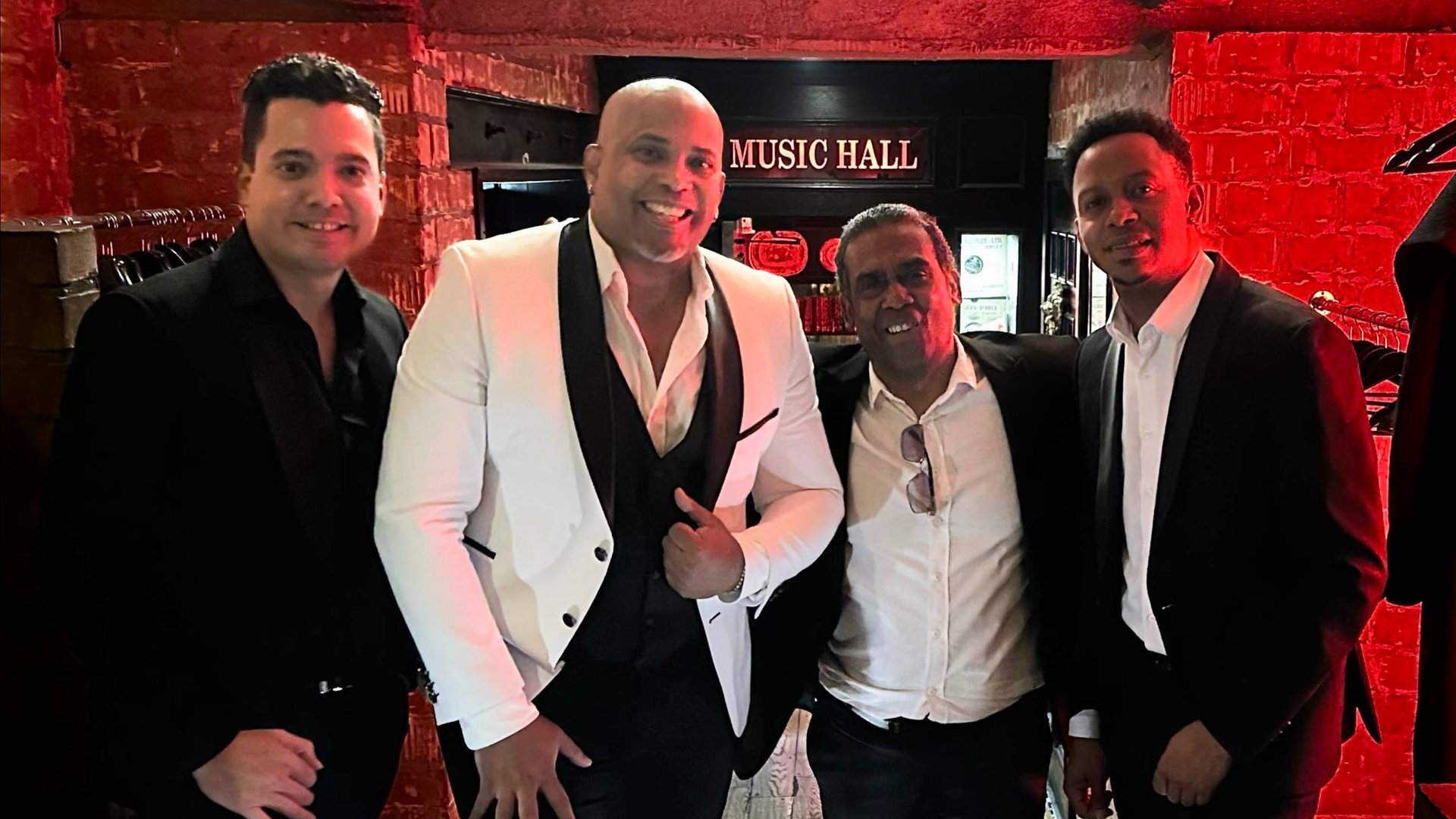 Dariel Rene & Hot Havana Jazz Trio PROMO смотреть онлайн