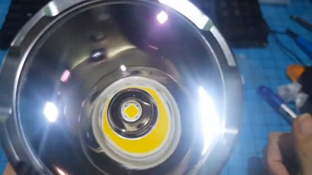Đèn pin mod led SFN55.2 siêu sáng 5000 lumen.sáng ngang sbt90.2 смотреть онлайн