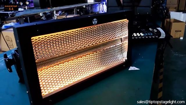 Martin Atomic 3000W Strobe Light TIPTOP Stage Light