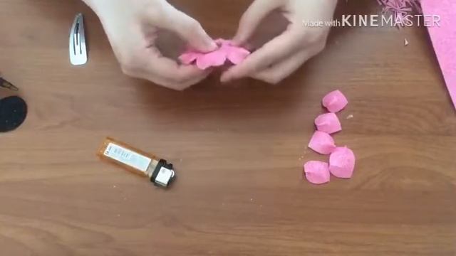 DIY / цветок из глитерного фоамирана смотреть онлайн