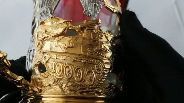 Сувенирный литой подстаканник "ВДВ" z988 смотреть онлайн