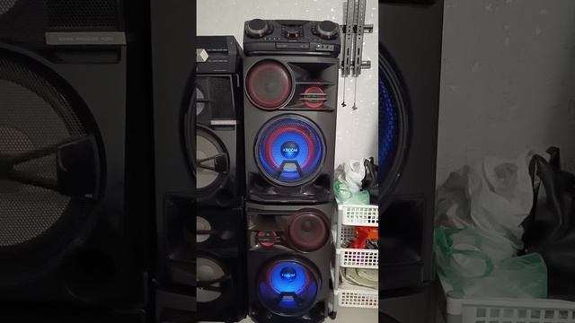 LG CL98 & Sony Shake 66D смотреть онлайн