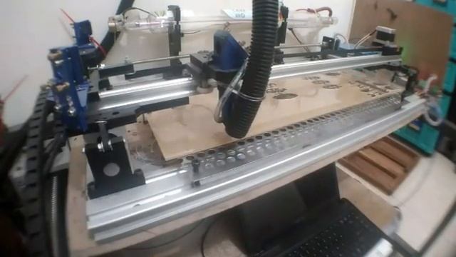 DIY Cnc Laser Co2 in action смотреть онлайн