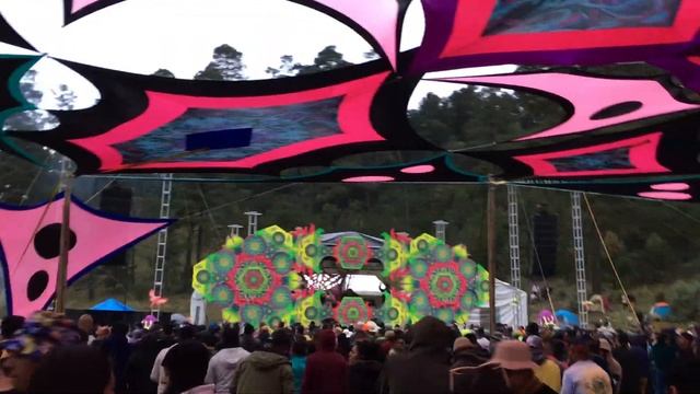 Eat Static Mikology 2021 Hardflip cam смотреть онлайн