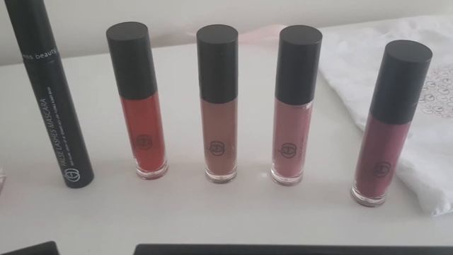 Essens Beauty || Perfect Make-up with Essens Beauty Range. смотреть онлайн
