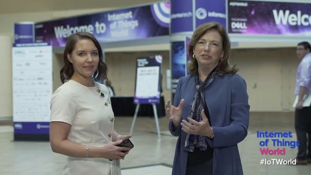 Barbara Humpton, CEO at Siemens USA , Talks "IoT & AI" | IoT World 2019 смотреть онлайн