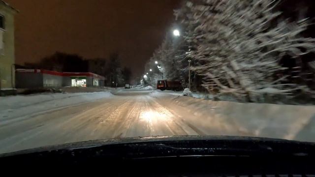 Еду на авто по ул. Быкова в селе Павлово, Колтуши. смотреть онлайн