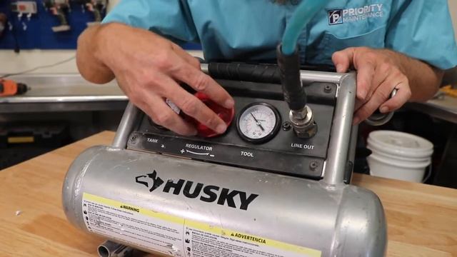 How to use the HUSKY 1 Gal. Portable Electric-Powered Silent Air Compressor - Tool Talk смотреть онлайн