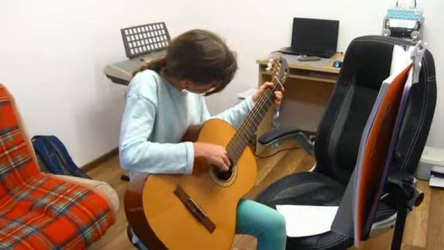 Gama G-dur zagrana różnymi sposobami-wyk. Natalka Gołębiowska смотреть онлайн