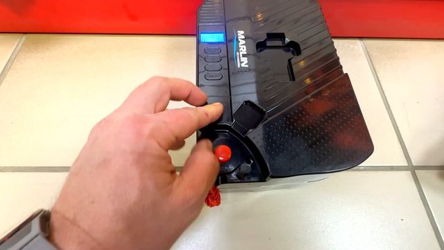 Marlin SE-120 - электрический насос для САПов и ПВХ лодок со встроенным аккумулятором. Обзор смотреть онлайн