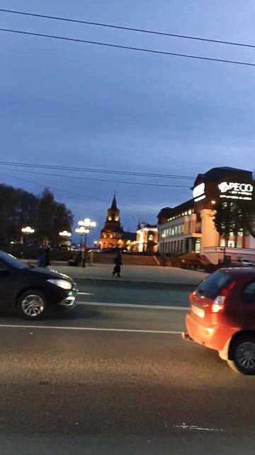 Ночной Владимир #shortvideо #vladimir #ночь #город #владимир #центр #гуляемвместе смотреть онлайн