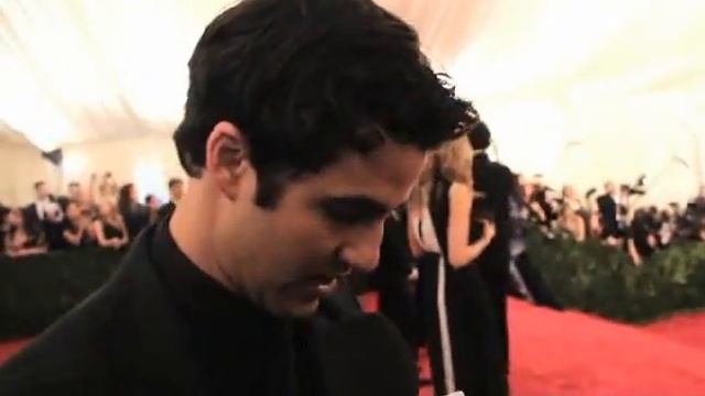 Darren Criss - Met Gala 2013 смотреть онлайн