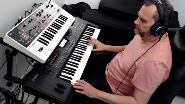 GAIA e MOXF em MODO MASTER (Magnetic Fields 2 - Jean Michel-Jarre Cover) Parte 2 смотреть онлайн