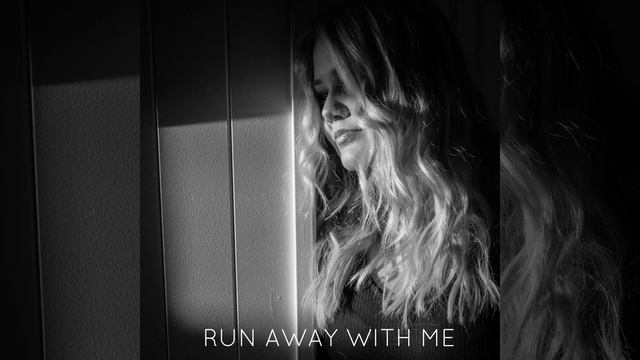 Run Away with Me смотреть онлайн