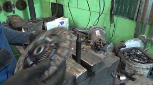 Стуки при трогании нива/шнива