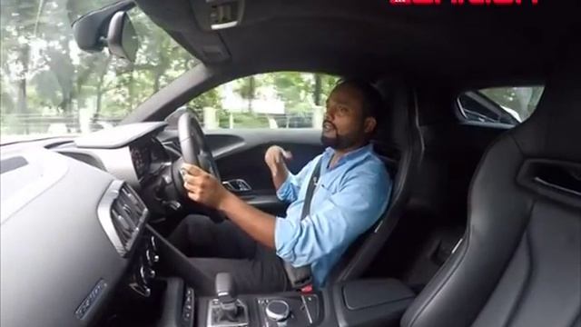 AUDI R8 смотреть онлайн