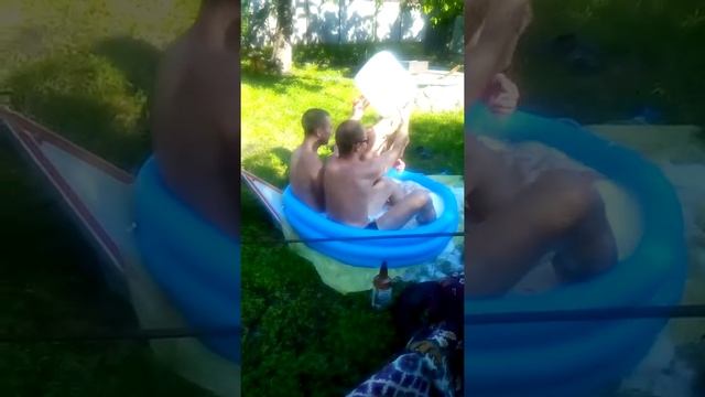 Первые 40 лет у мужчин самые сложные смотреть онлайн