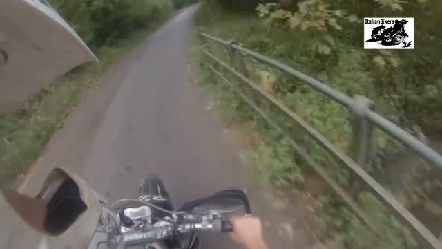 HM crm 75 On board on a slippery road - GoPro HD смотреть онлайн