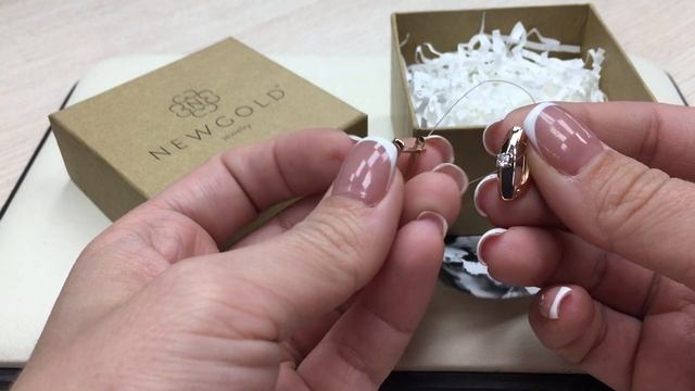 Серьги 094430 из красного золота 585 пробы с фианитами смотреть онлайн