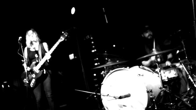 True Widow "Blooden Horse" 8/6/11 40 Watt Club смотреть онлайн