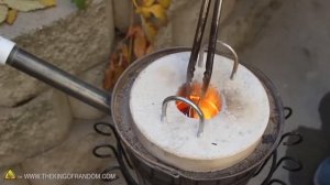 Плавка банок в мини плавильне