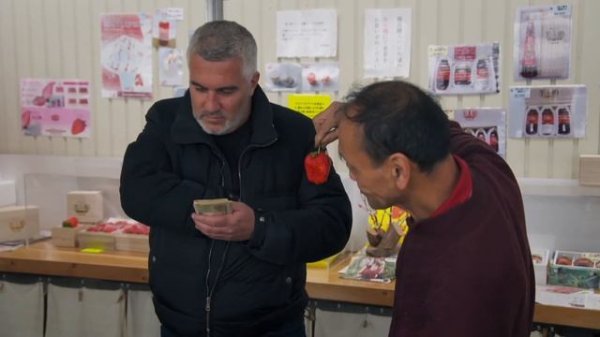 Paul Hollywood eats a £350 Strawberry! | Paul Hollwood Eats Japan